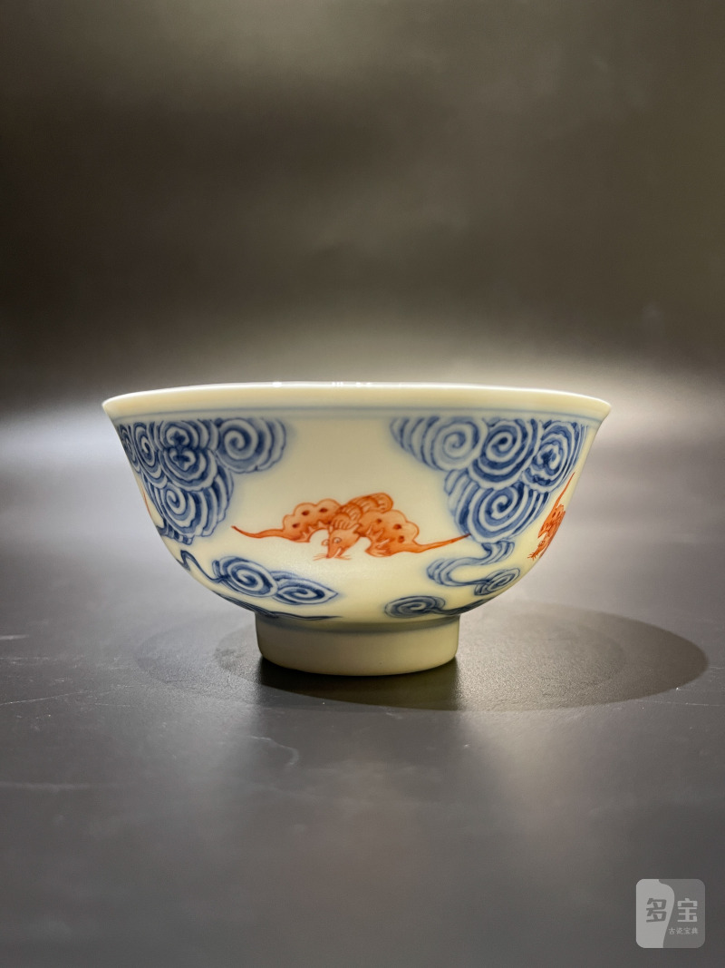 清光绪 青花矾红云蝠纹茶圆 - 图2